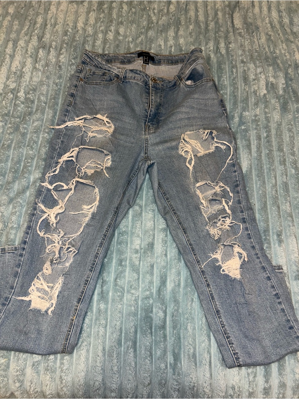 Ripped Jeans